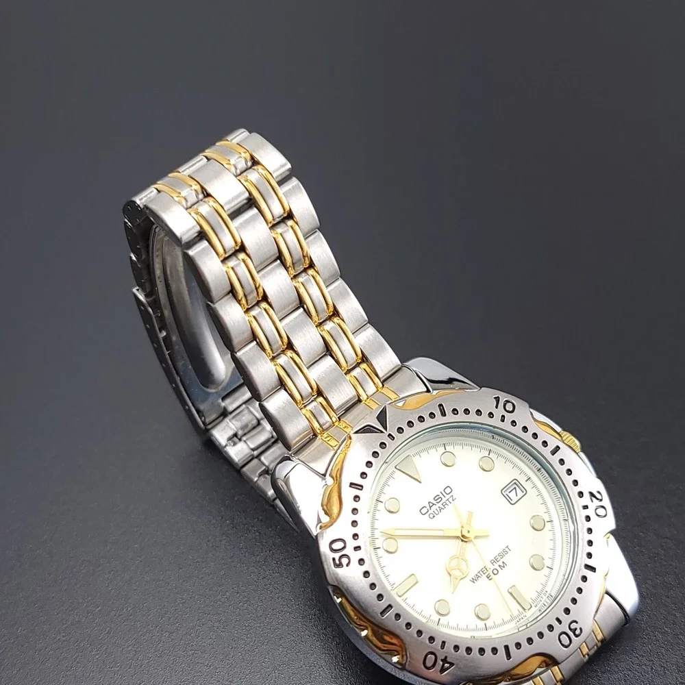 NEW Vintage Casio Mens Watch Silver/Gold with Date Adjust Water‎ Resistant 50M